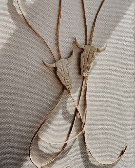 Longhorn Bolo - Sand